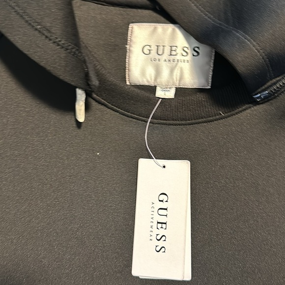 Guess men‘s hoodie size L - Picture 2 of 3